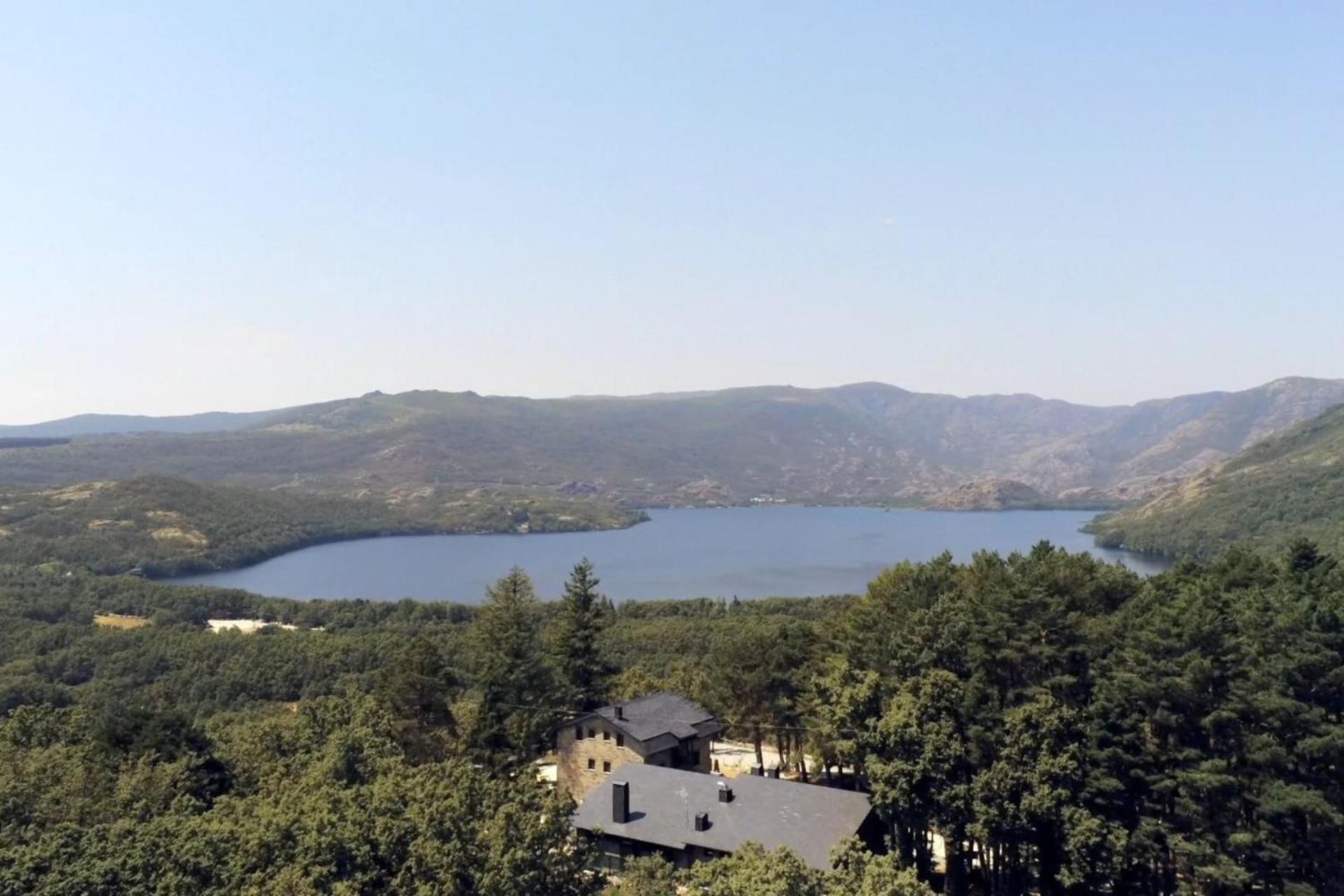 Villa Lucerna Sports & Hotel Resort Vigo de Sanabria Bagian luar foto
