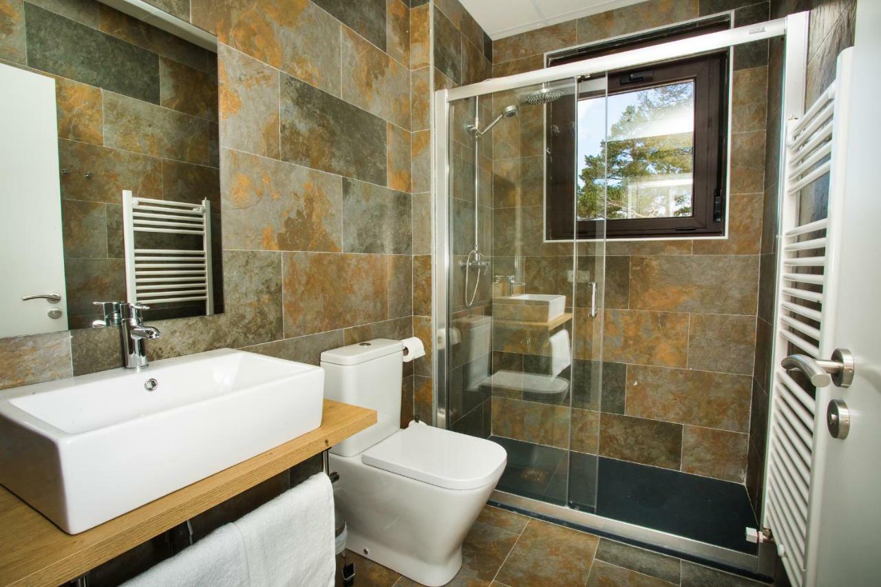 Villa Lucerna Sports & Hotel Resort Vigo de Sanabria Bagian luar foto